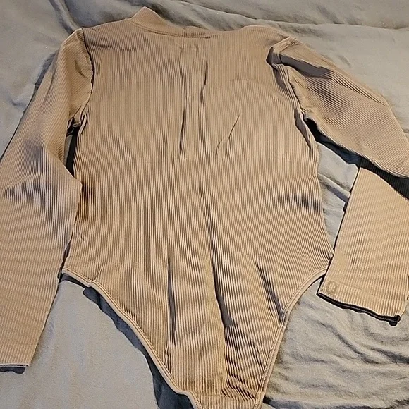 OQQ 2 pk bodysuit NEW - Picture 14 of 14
